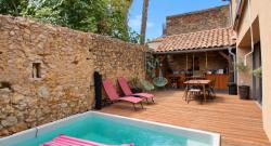 Former Barn Entirely Converted With Private Courtyard and Pool