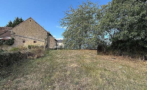 Property_For_Sale_in_France_with_Cle_France_Join_our_mailing_List_DJV06296k