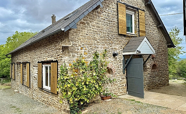 Property_For_Sale_in_France_with_Cle_France_Join_our_mailing_List_DJV06298_p