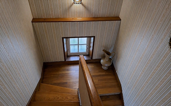 Property_For_Sale_in_France_with_Cle_France_Join_our_mailing_List_AMR00140_0922_113525_1