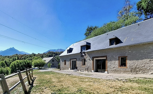 Property_For_Sale_in_France_with_Cle_France_Join_our_mailing_List_DJV06267_4.28