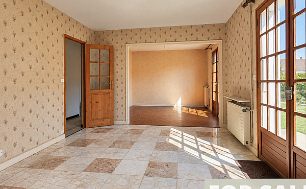 Property_For_Sale_in_France_with_Cle_France_Join_our_mailing_List_AXL06278_7.42