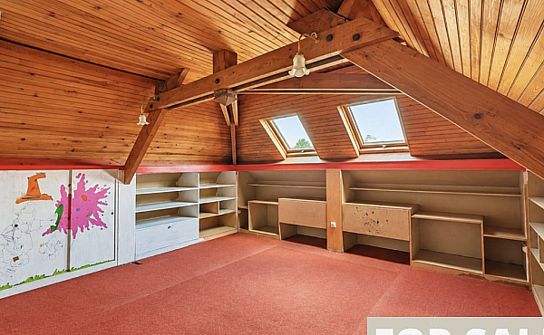 Property_For_Sale_in_France_with_Cle_France_Join_our_mailing_List_AXL06278_8.01