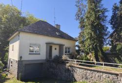 Detached House in Quiet Setting but Close to Shops and Servcies