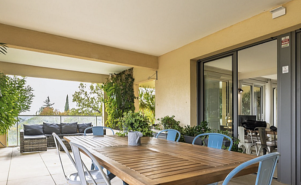 Property_For_Sale_in_France_with_Cle_France_Join_our_mailing_List_AXL06292_6.18