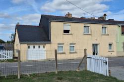 Family Home in Good Condition with Garden