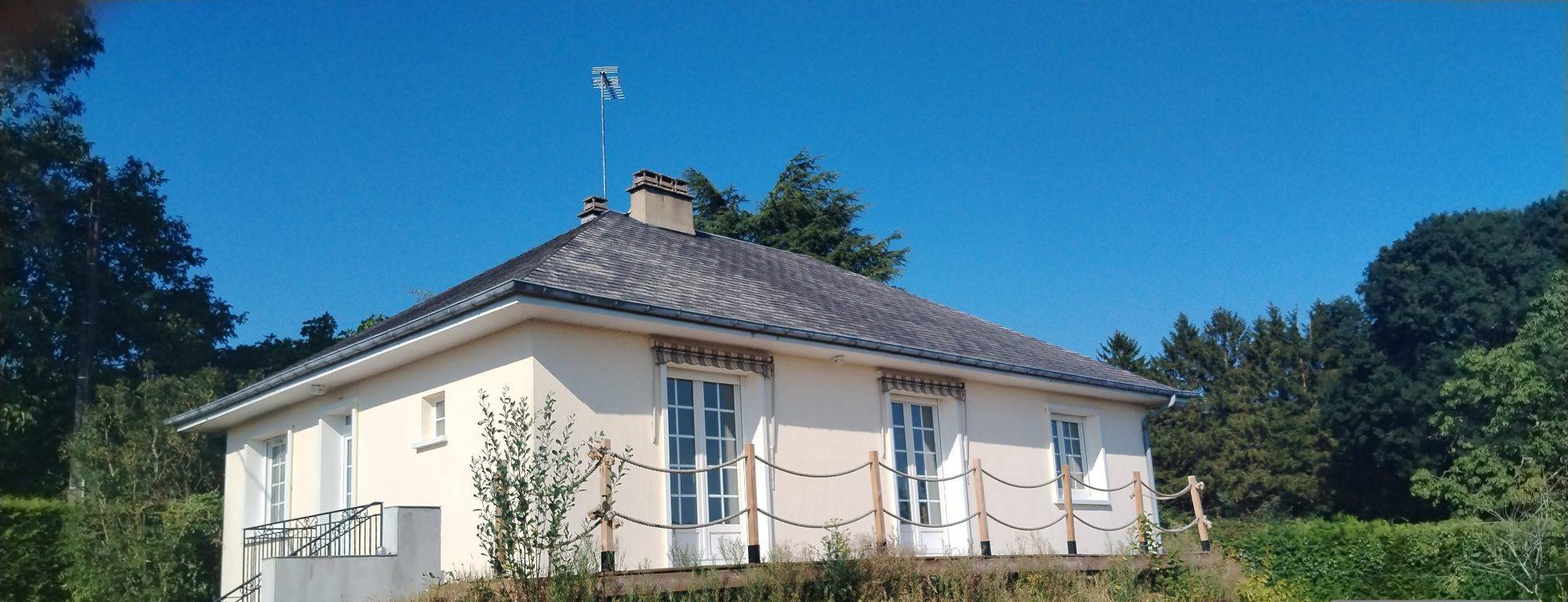 Fully Renovated Detached House with Garden