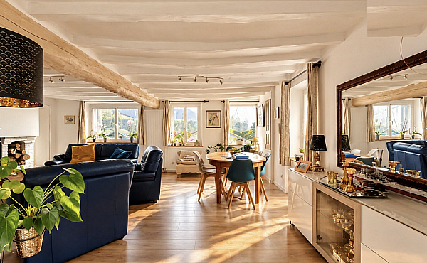 Property_For_Sale_in_France_with_Cle_France_Join_our_mailing_List_AXL06317_06