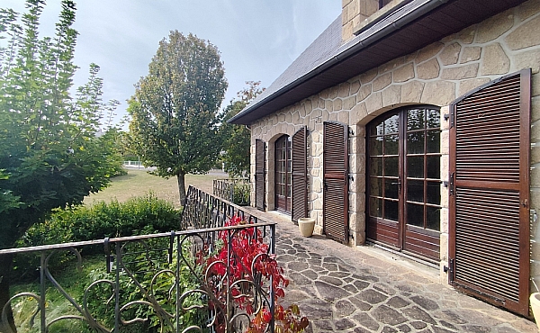 Property_For_Sale_in_France_with_Cle_France_Join_our_mailing_List_ERS00153_125945