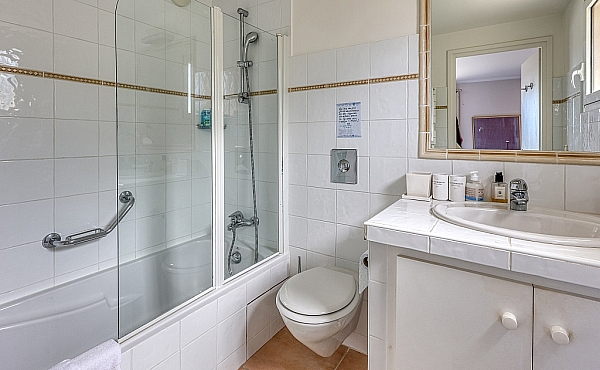 Property_For_Sale_in_France_with_Cle_France_Join_our_mailing_List_XRE00103_-13