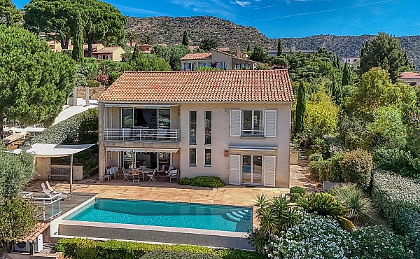 Property_For_Sale_in_France_with_Cle_France_Join_our_mailing_List_XRE00103_-34
