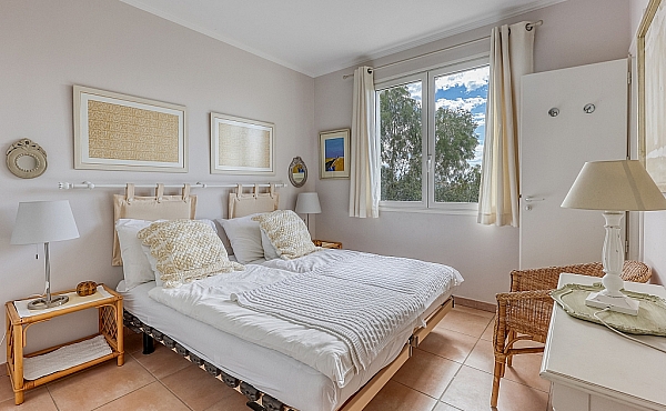 Property_For_Sale_in_France_with_Cle_France_Join_our_mailing_List_XRE00103_