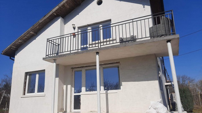 SOLID RENOVATED AND FURNISHED HOUSE WITH LAND AND AMAZING VIEW