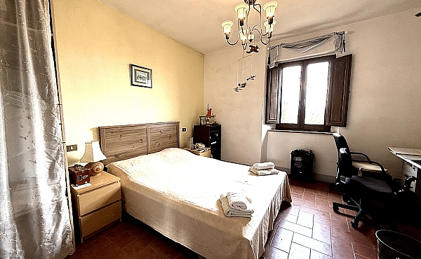 Property_For_Sale_in_France-with_Cle_France_Join_our_mailing_List_PSD4800374_5653