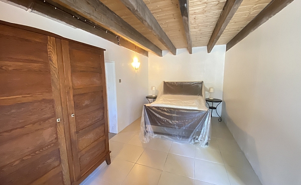 Downstairs bedroom 1