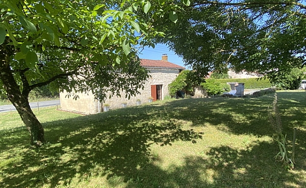 Charming Holiday Home in Rural Setting