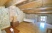 Upstairs bedroom 2