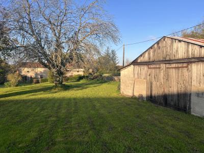 Detached Country House with Outbuilding