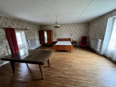 Detached Country House with Outbuilding