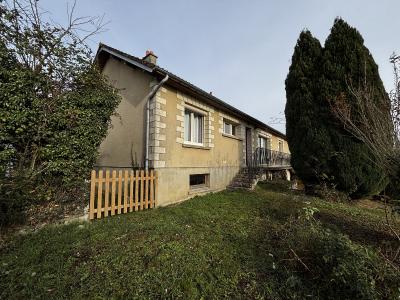Traditional House with Garden