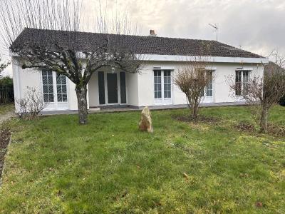 Detached House with Garden