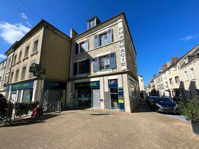 Town House in Good Order in Heart of Town