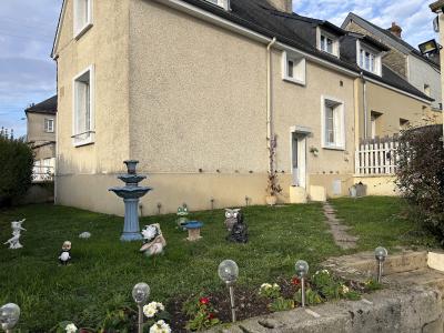 Traditional House with Garden