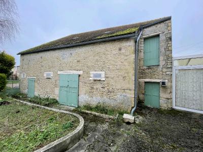 Detached Country House with Outbuilding