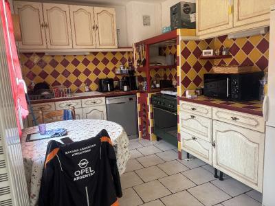Delightful Detached House with Garden