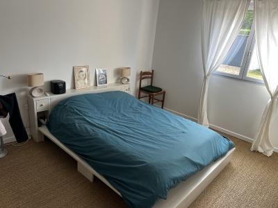 Detached House with Garden