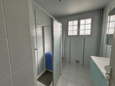 Detached House with Landscaped Garden