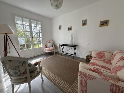 Detached House with Mature Garden