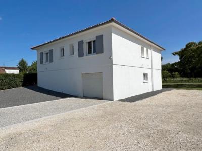 Beautiful Detached Villa With A Basement and Lovely Garden