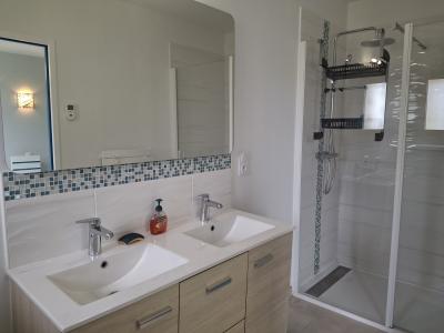 Detached Country House in 7 Hectares with Pond