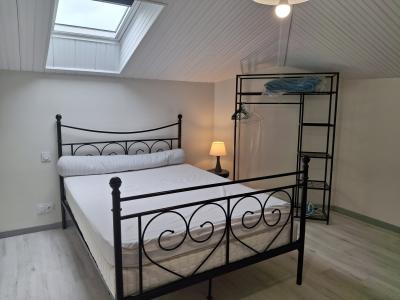 Detached Country House in 7 Hectares with Pond