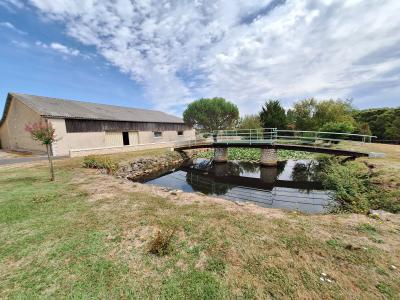 Detached Country House in 7 Hectares with Pond