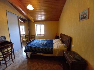 Detached Country House with Pond and Land