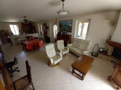 Detached Country House with Pond and Land