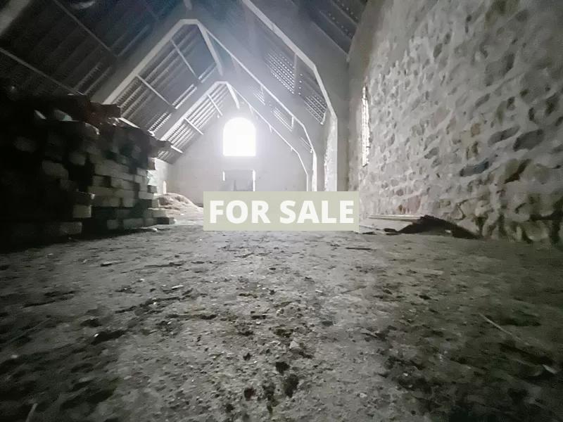 Huge Detached House to Renovate