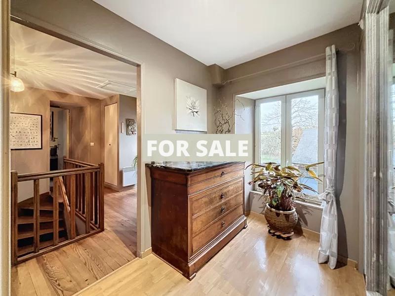 Detached Country House with Open Views by River
