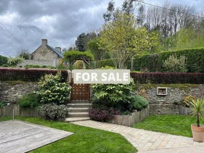 Detached Country House with Open Views by River