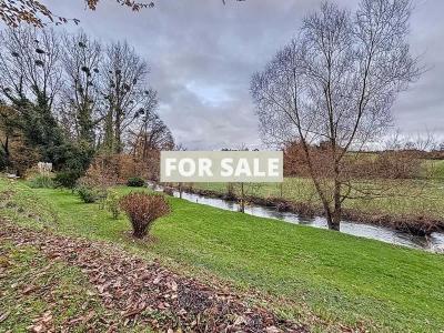 Detached Country House with Open Views by River