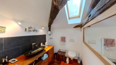 Detached Country House With Open Views and Outbuildings