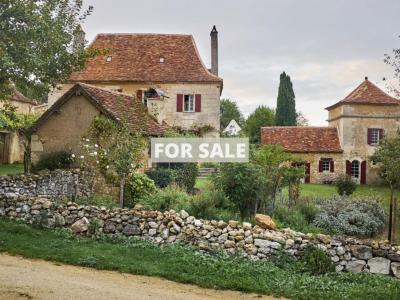 Perfect Countryside Property with Pool and Views