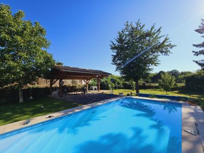 Beautiful Single Storey Villa with Swimming Pool
