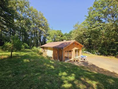 Plain Pied A Distance De Marche D\\\'un Petit Village Avec Restaurant.