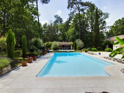 Superb Detached Villa with Guest Gite and Pool