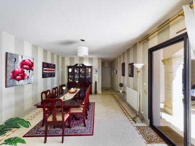 Superb Detached Villa with Guest Gite and Pool