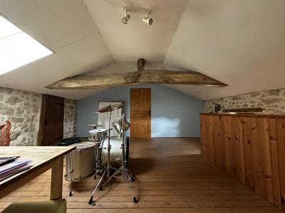 Very Pretty Property with Swimming Pool