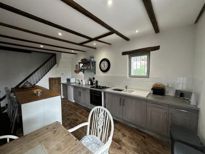 Detached House with Beautiful Swimming Pool